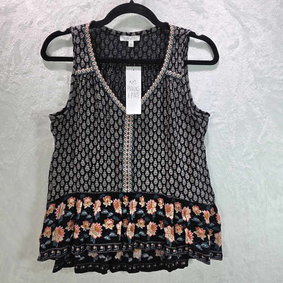 Patrons of Peace Tops - Black Floral Women's Sleeveless Top Size Small NWT